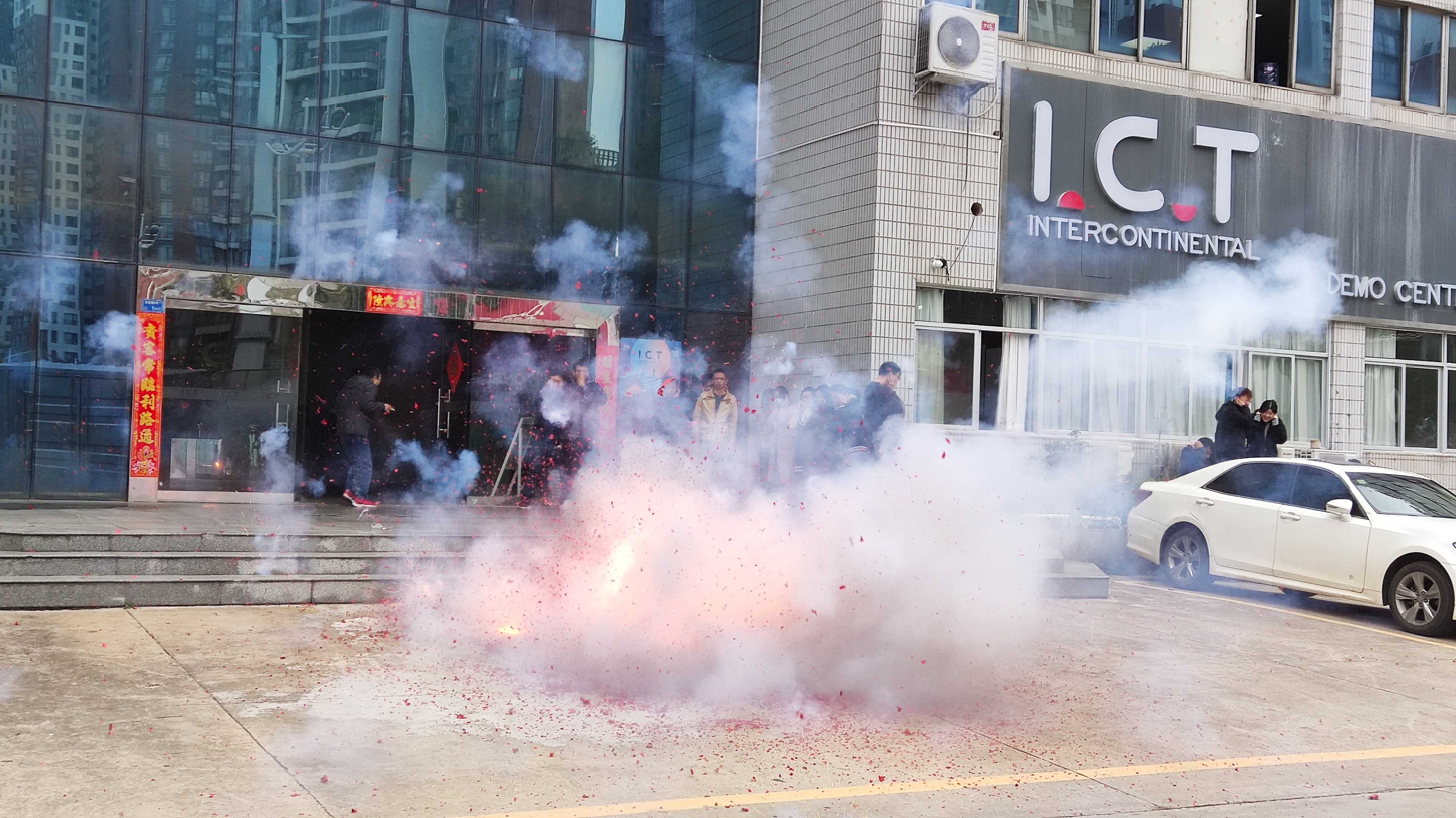 I.C.T Global Services Výrobní linka SMT