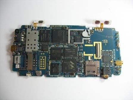 PCB deska mobilního telefonu