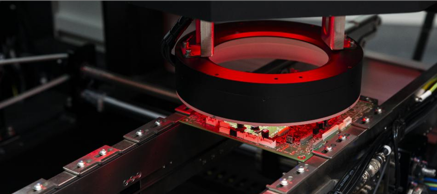 Detekce defektů AOI ve výrobě PCB