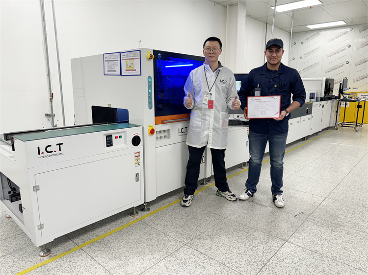 SMT Conformal Coating Line s funkcí návratu v Mexiku