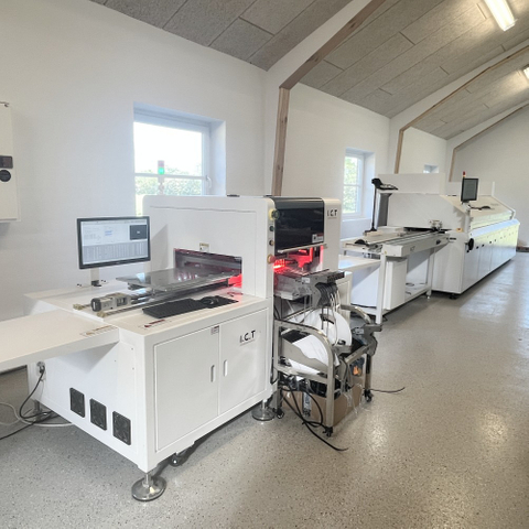 ICT | Vysokorychlostní výrobní linka JUKI SMT SMD