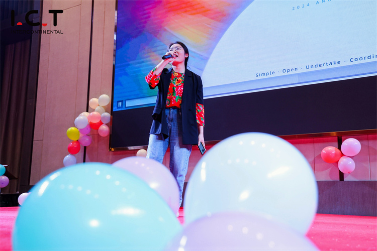 Zvýrazněte show zpívat