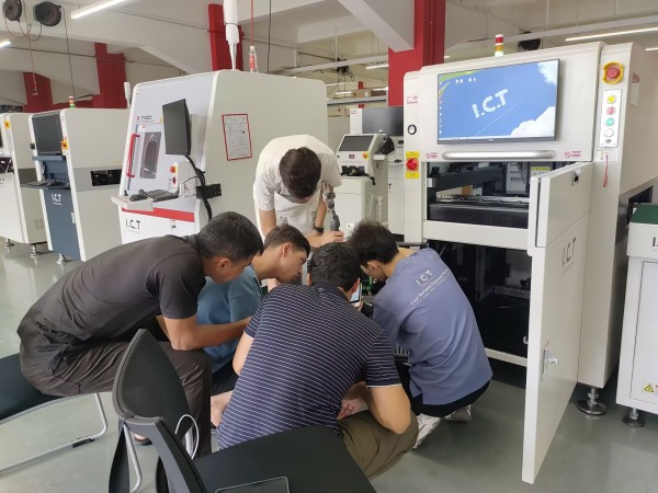 Školení a přijetí AOI na IKT