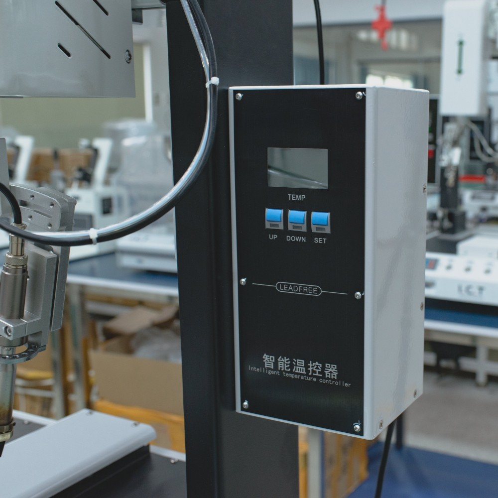 ICT | Rychlý PCB automatický pájecí robot Displej stroje